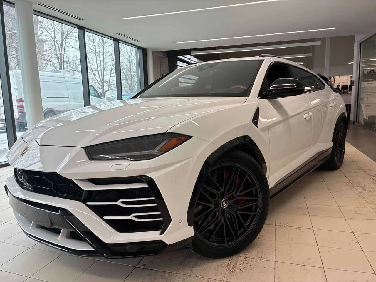 Lamborghini Urus * Other * ЧЕРВЕН САЛОН* PANO* KEYLESS* ПОДГРЕВ* 