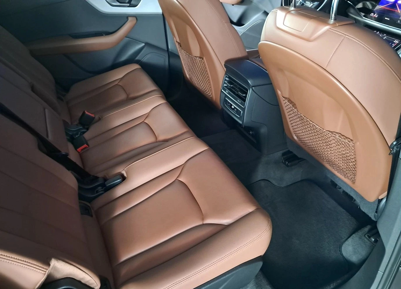 Audi Q7 PH3.0 Quattro , снимка 7 - Автомобили и джипове - 53958118