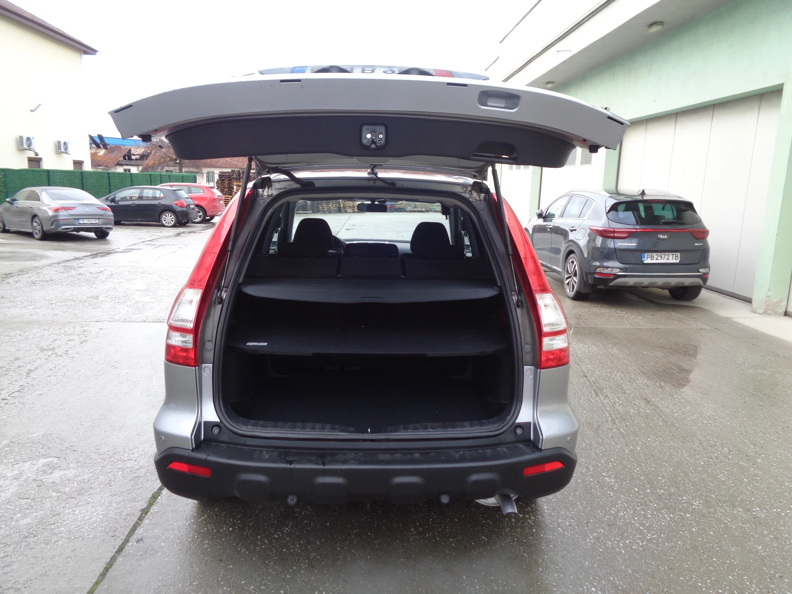 Honda Cr-v 2.2CDTI-4X4-130km-CH-BARTER-LIZING, снимка 8 - Автомобили и джипове - 54078363