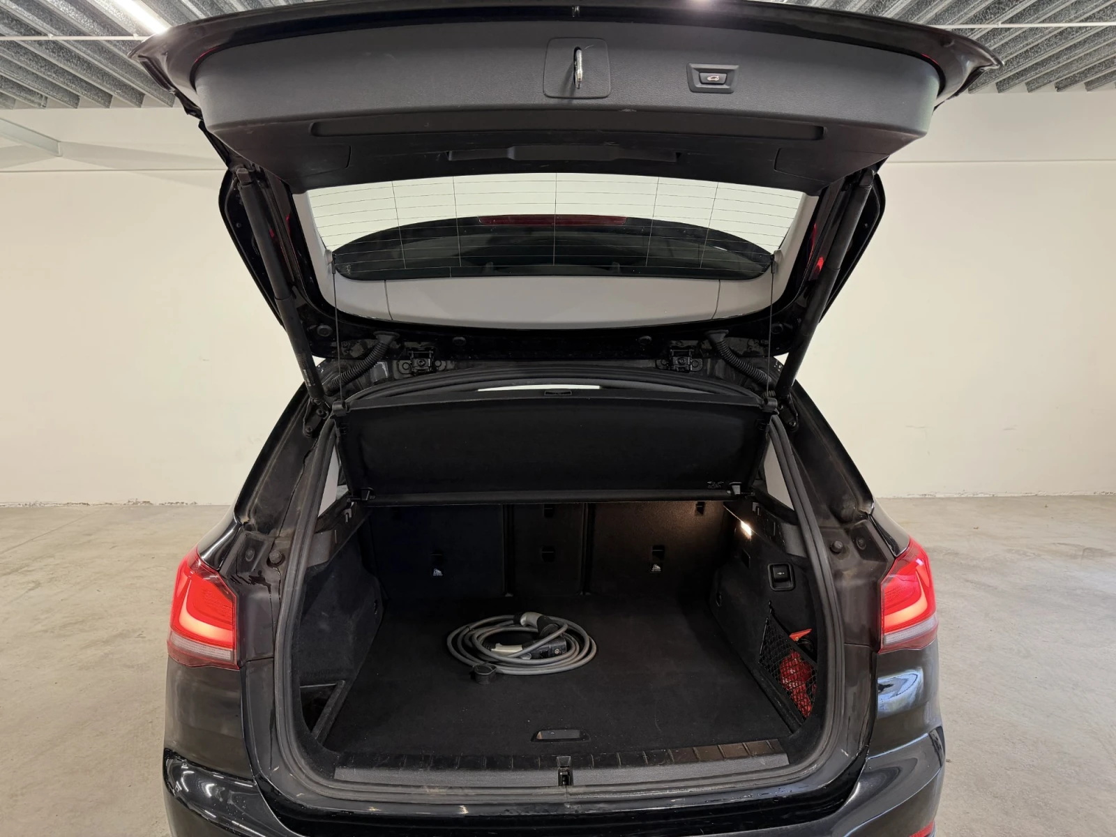 BMW X1 25e Advantage - xDrive - Hybrid, снимка 14 - Автомобили и джипове - 54615991