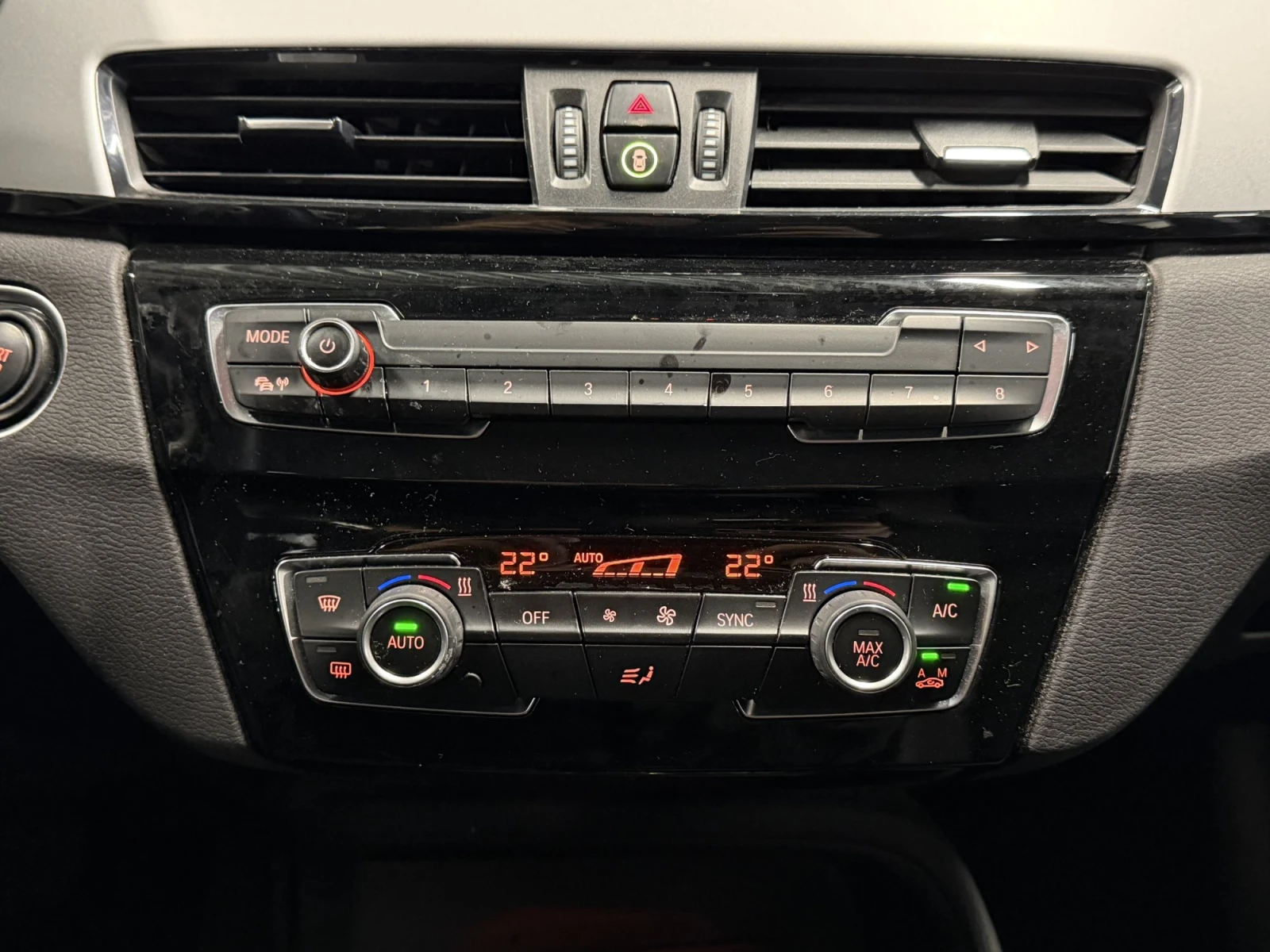 BMW X1 25e Advantage - xDrive - Hybrid, снимка 13 - Автомобили и джипове - 54615991
