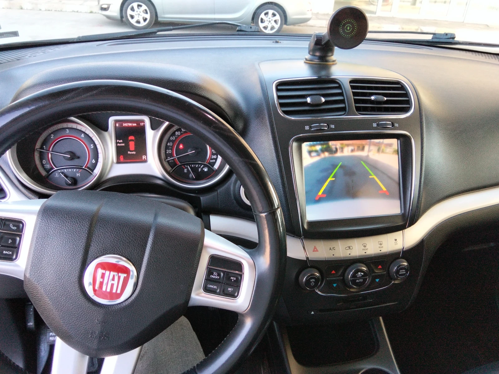 Fiat Freemont 2.OM-JET 4X4 NAVI 7 MESTA KOJA | Mobile.bg � ����������� 3