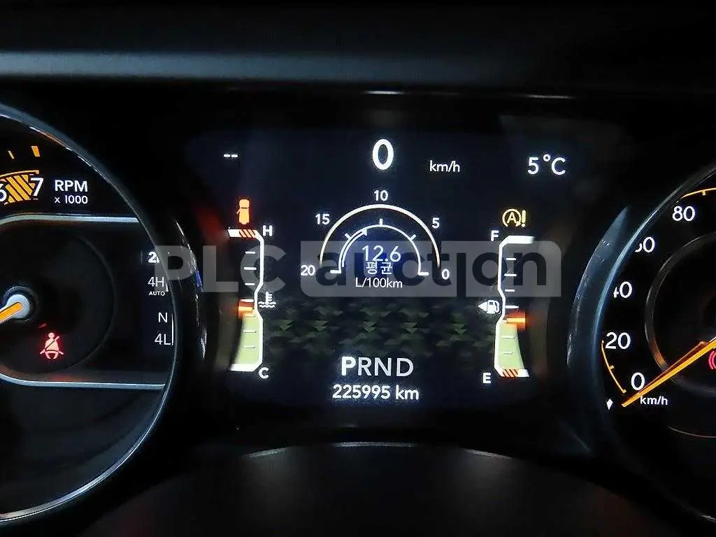 Jeep Wrangler 3.6 SAHARA| КАМЕРА| ВКЛ.ТЕХНОТЕСТ, снимка 8 - Автомобили и джипове - 55046961