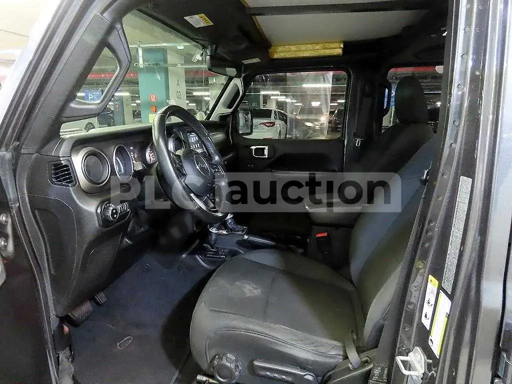 Jeep Wrangler 3.6 SAHARA| КАМЕРА| ВКЛ.ТЕХНОТЕСТ, снимка 4 - Автомобили и джипове - 55046961