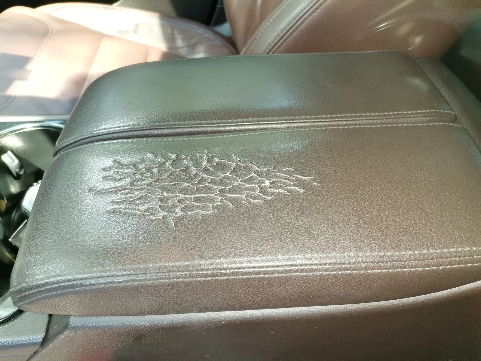 VW Touareg, снимка 14 - Автомобили и джипове - 55350466