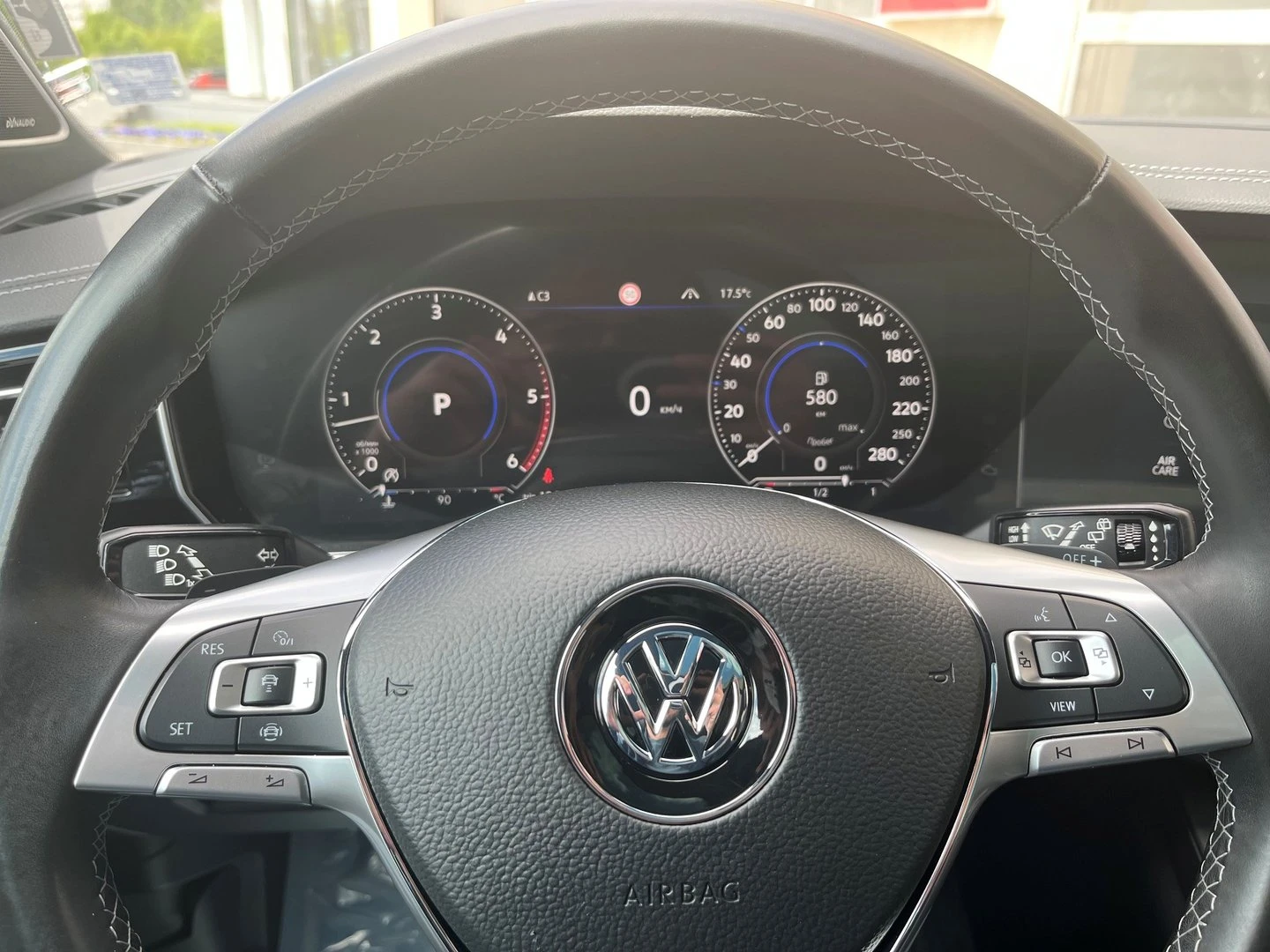 VW Touareg, снимка 11 - Автомобили и джипове - 56422776