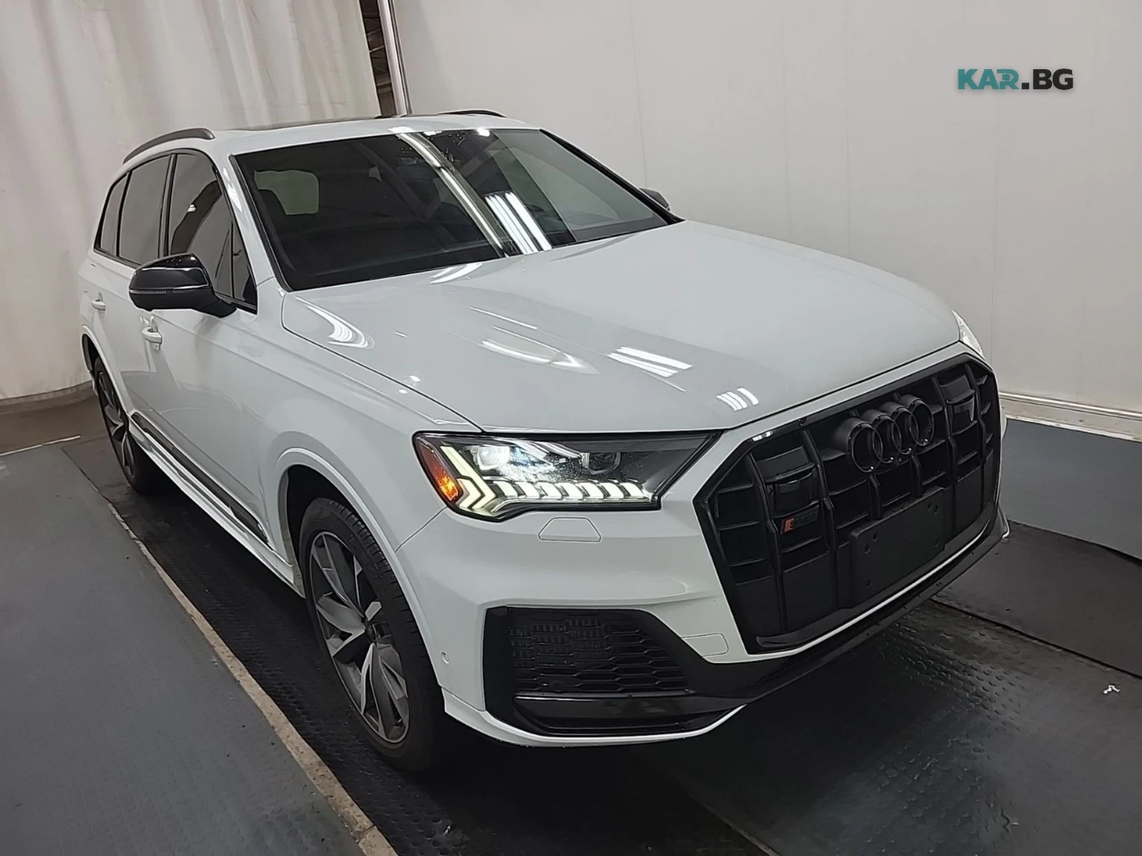 Audi SQ7 TECHNIK ЦЕНА ДО БЪЛГАРИЯ РЕГИСТРАЦИЯ & АВТОКРЕДИТ, снимка 3 - Автомобили и джипове - 55847317