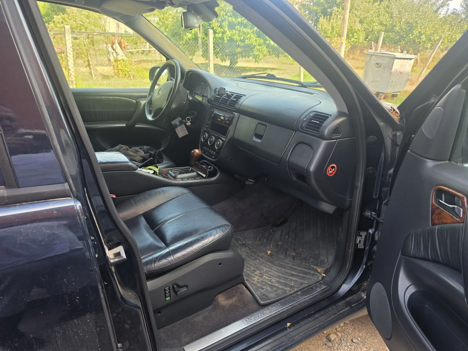 Mercedes-Benz ML 400 7 местен добро състояние , снимка 4 - Автомобили и джипове - 56326242