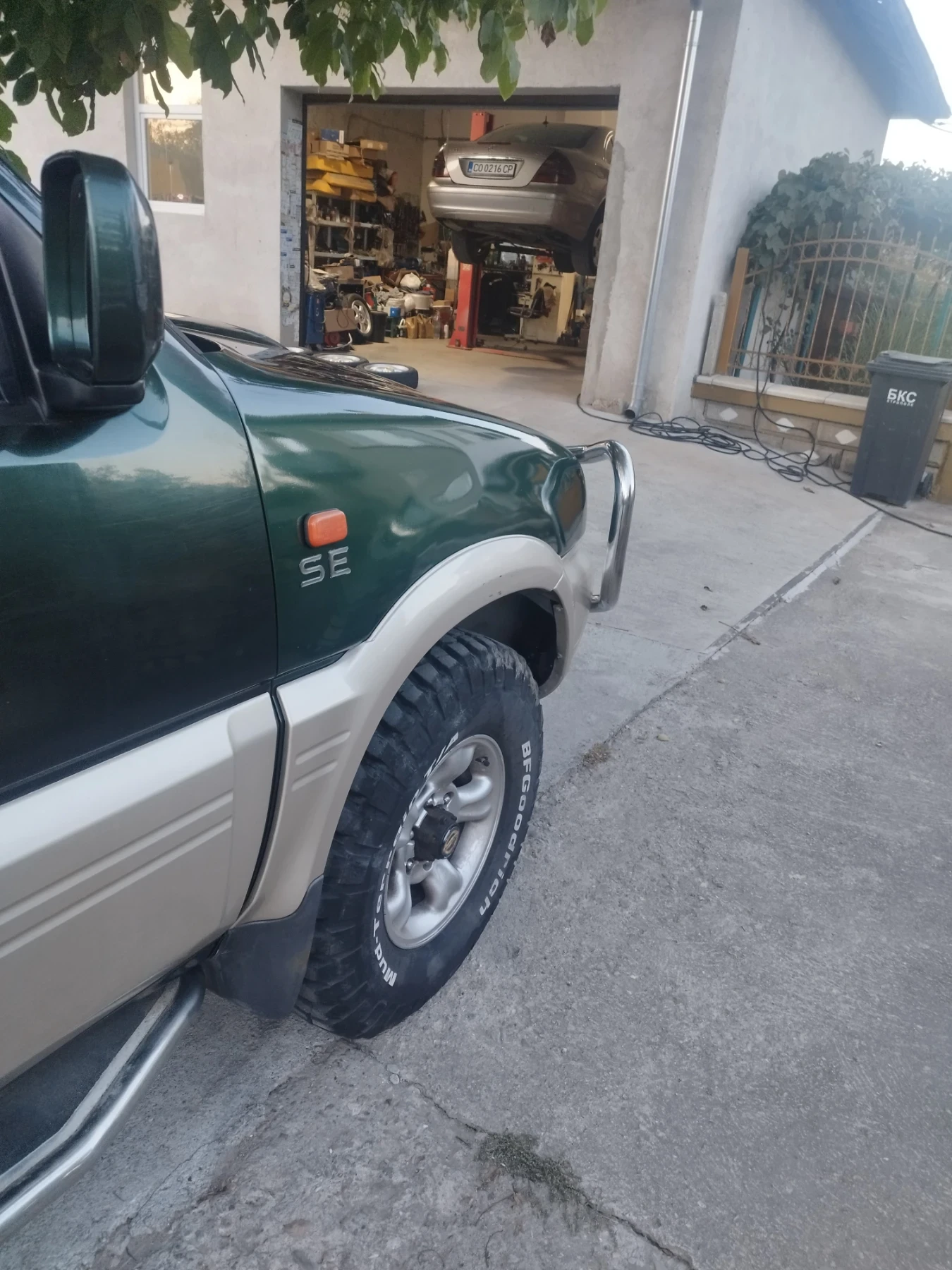 Nissan Terrano, снимка 4 - Автомобили и джипове - 56395224