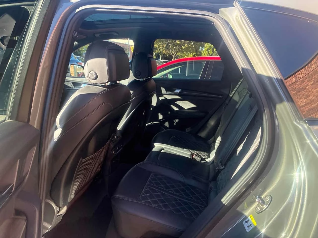Audi SQ5 Progressiv  CARFAX, снимка 13 - Автомобили и джипове - 56577119