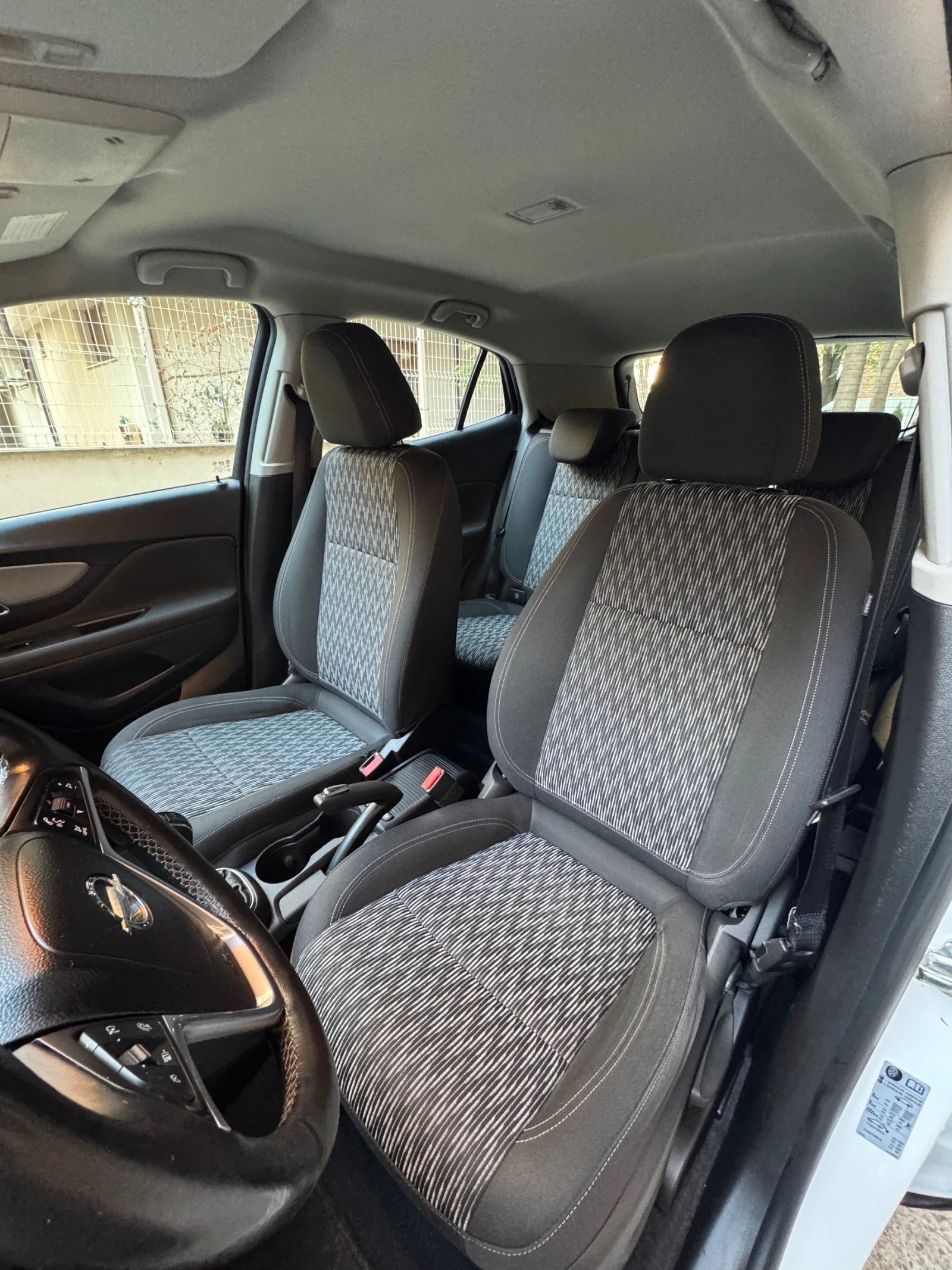 Opel Mokka 1.4 Turbo 4Х4 , снимка 9 - Автомобили и джипове - 56577229