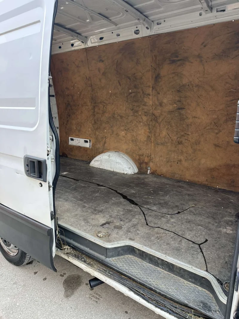 Iveco 35 2.3hpi, снимка 10 - Бусове и автобуси - 53153575