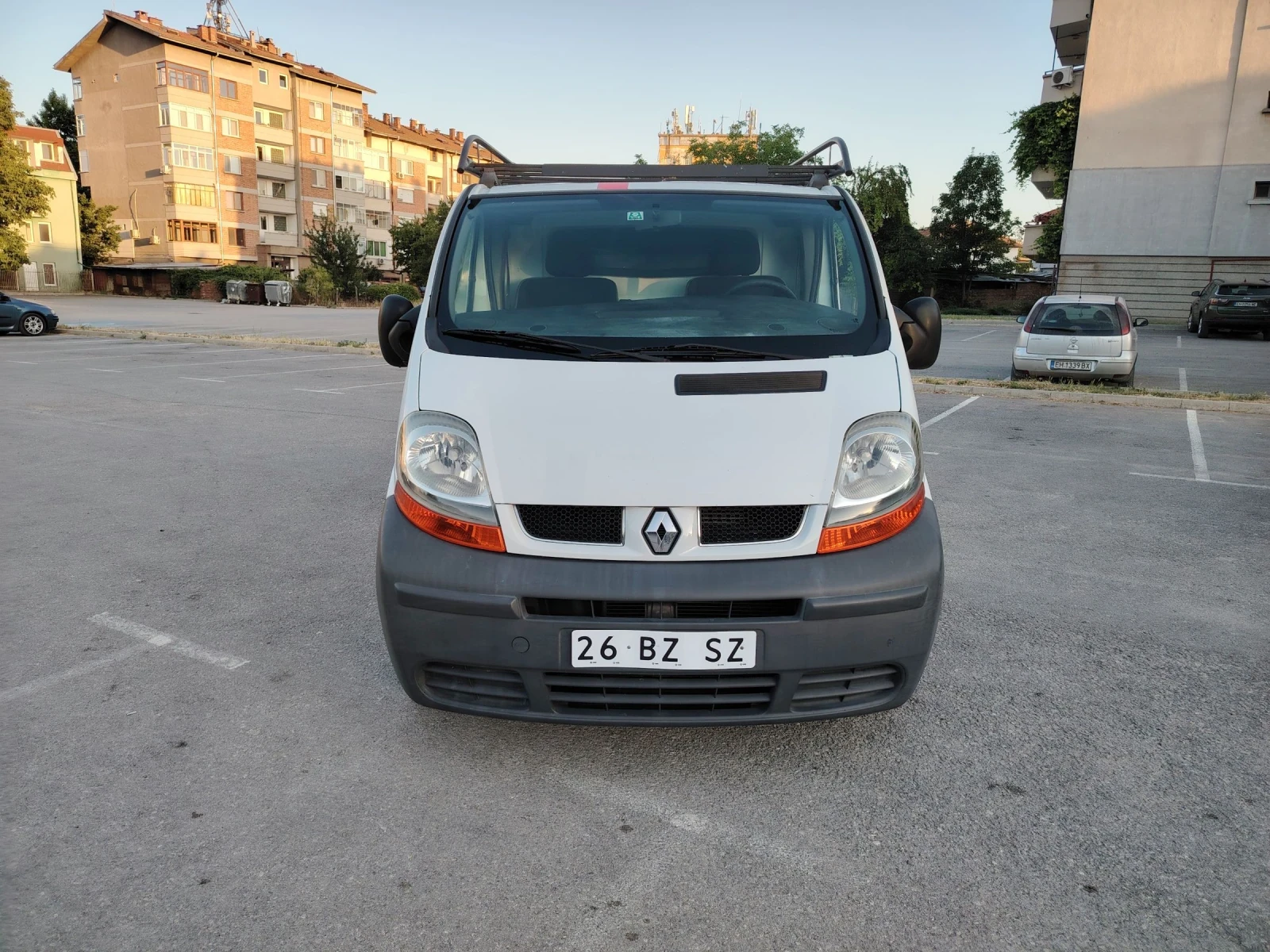 Renault Trafic 1.9dci klima - изображение 2
