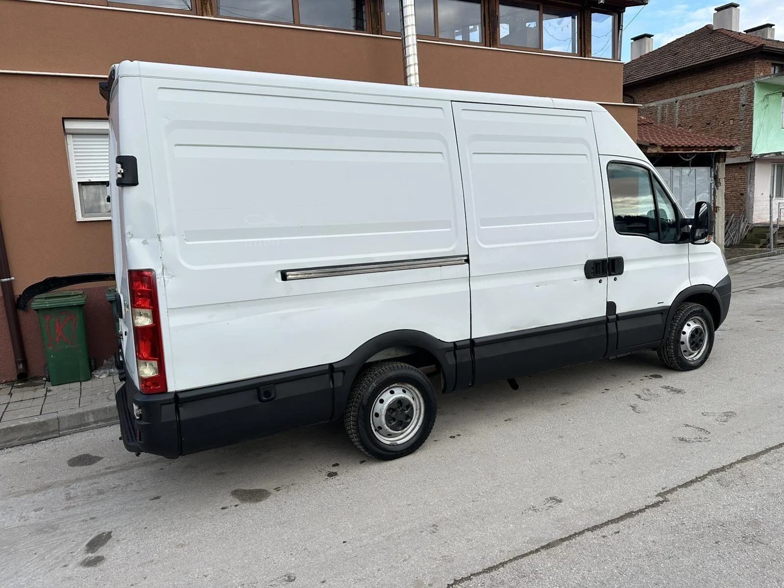 Iveco 35 2.3hpi - изображение 3