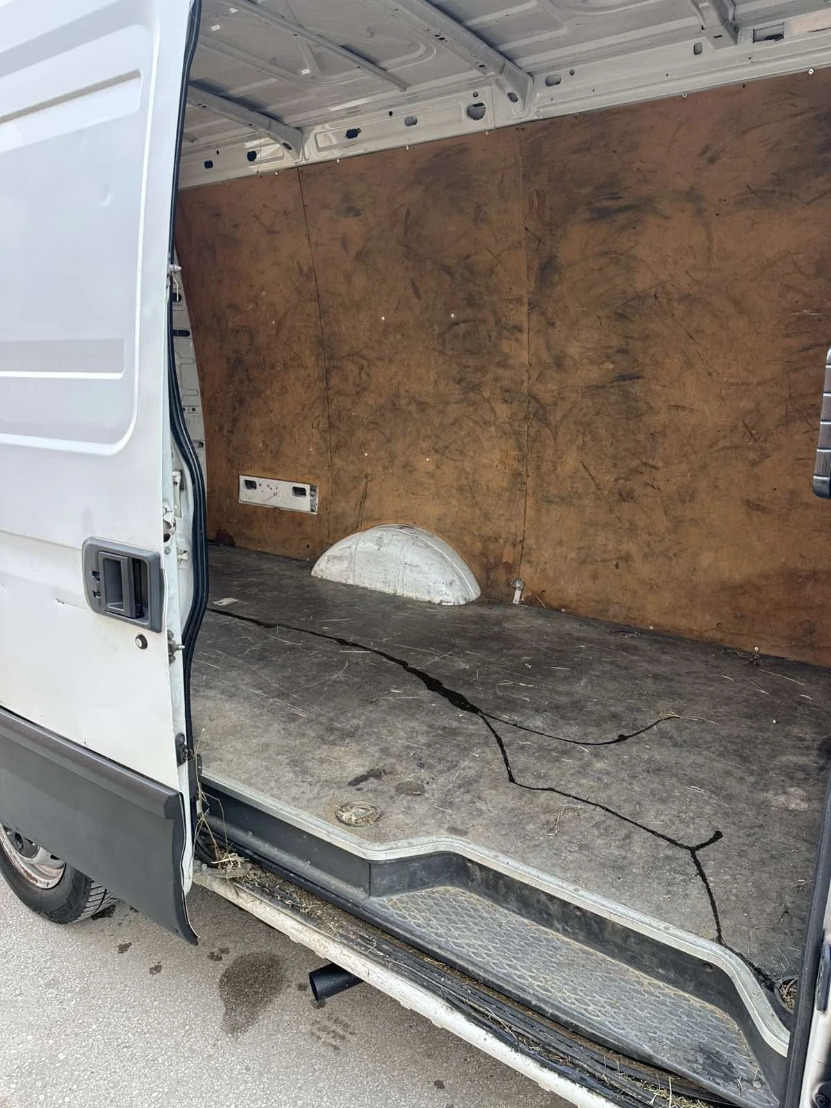 Iveco 35 2.3hpi - изображение 10