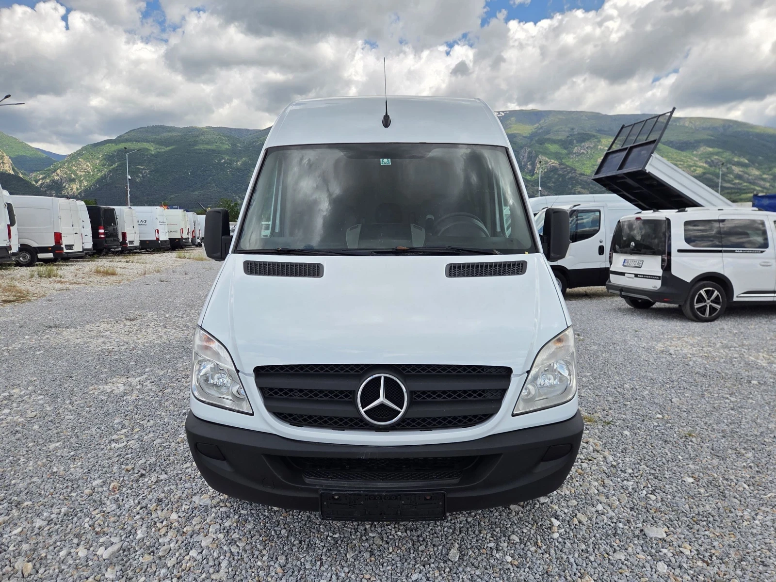Mercedes-Benz Sprinter 319 CDI, ТОВАРОПЪТНИК, Климатик, снимка 8 - Бусове и автобуси - 54740193