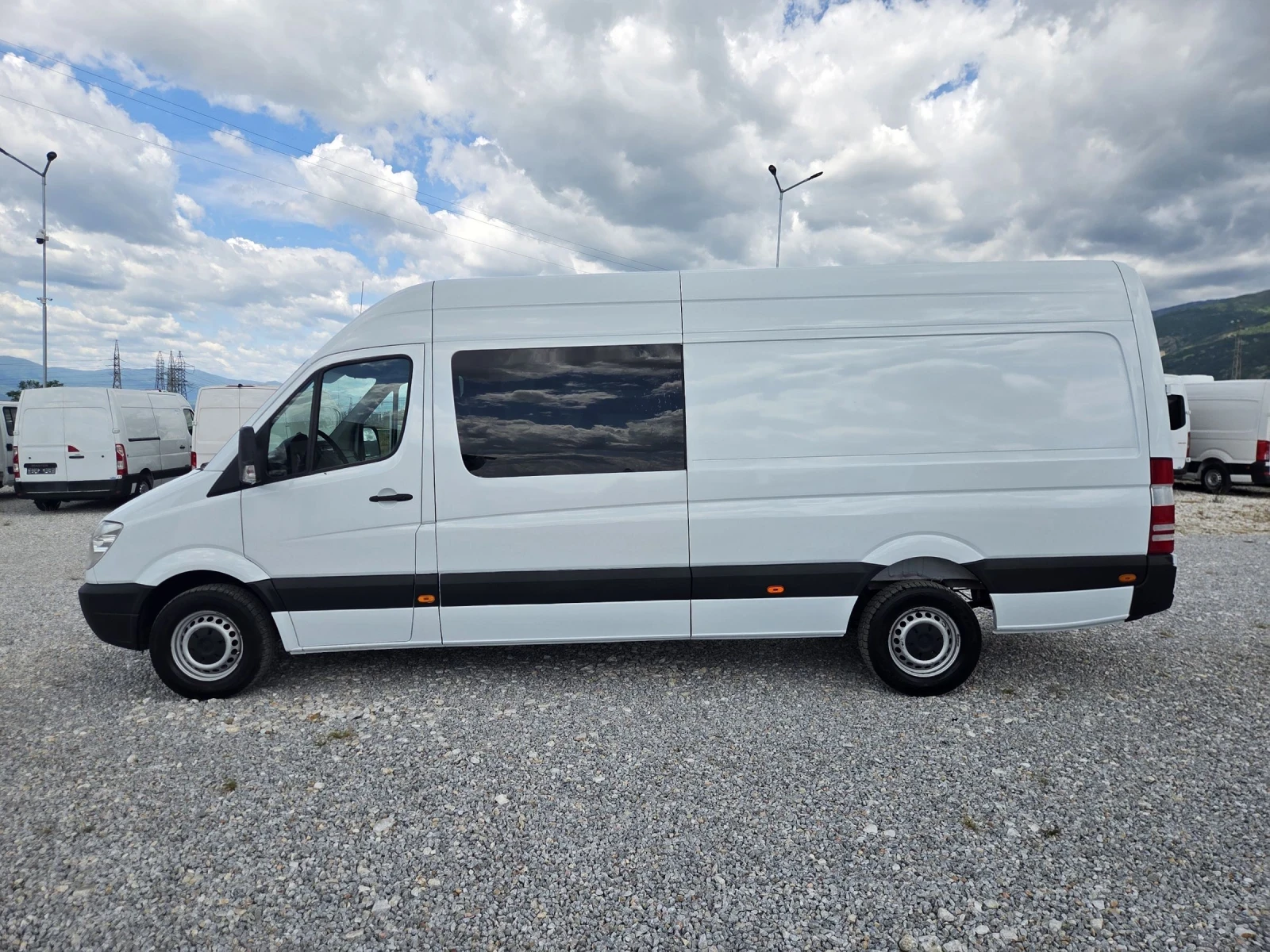Mercedes-Benz Sprinter 319 CDI, ТОВАРОПЪТНИК, Климатик, снимка 2 - Бусове и автобуси - 54740193