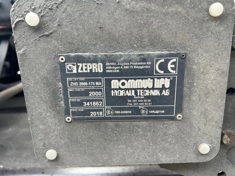 Mercedes-Benz Actros, снимка 15 - Камиони - 52339556