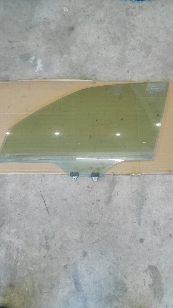 Стъкло предно ляво Субару Форестър (11)