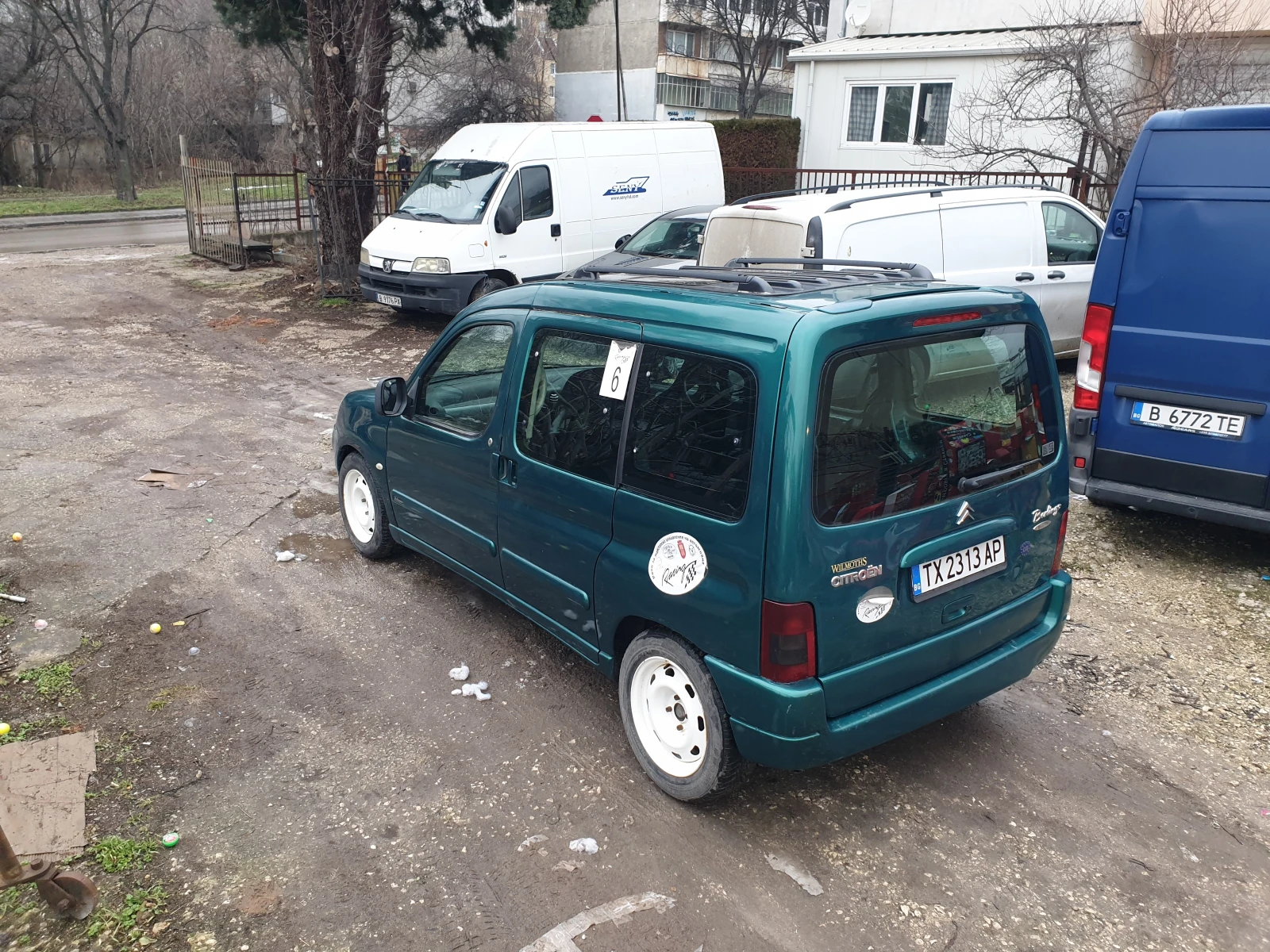 Citroen Peugeot Partner задна броня цвят KRZD, снимка 7 - Части - 54482084
