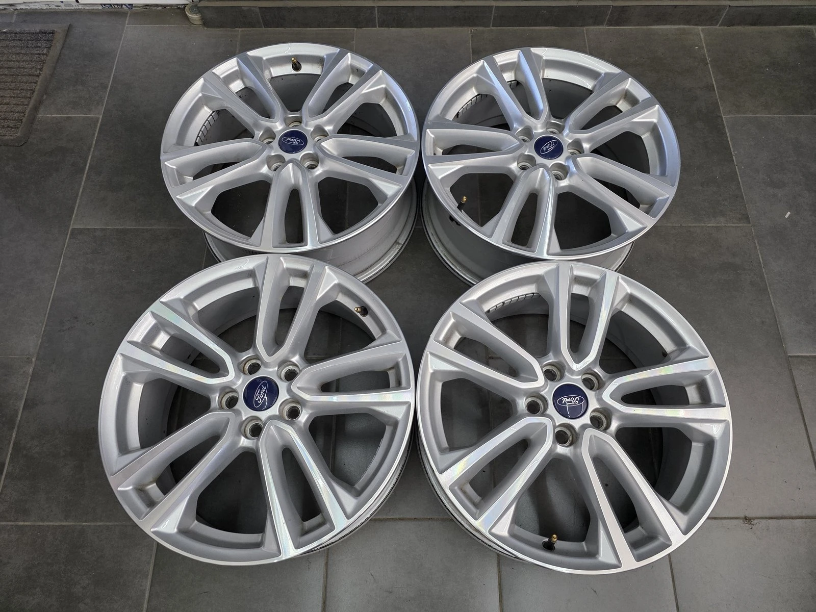 Джанти за Ford, снимка 3 - Гуми и джанти - 56735180