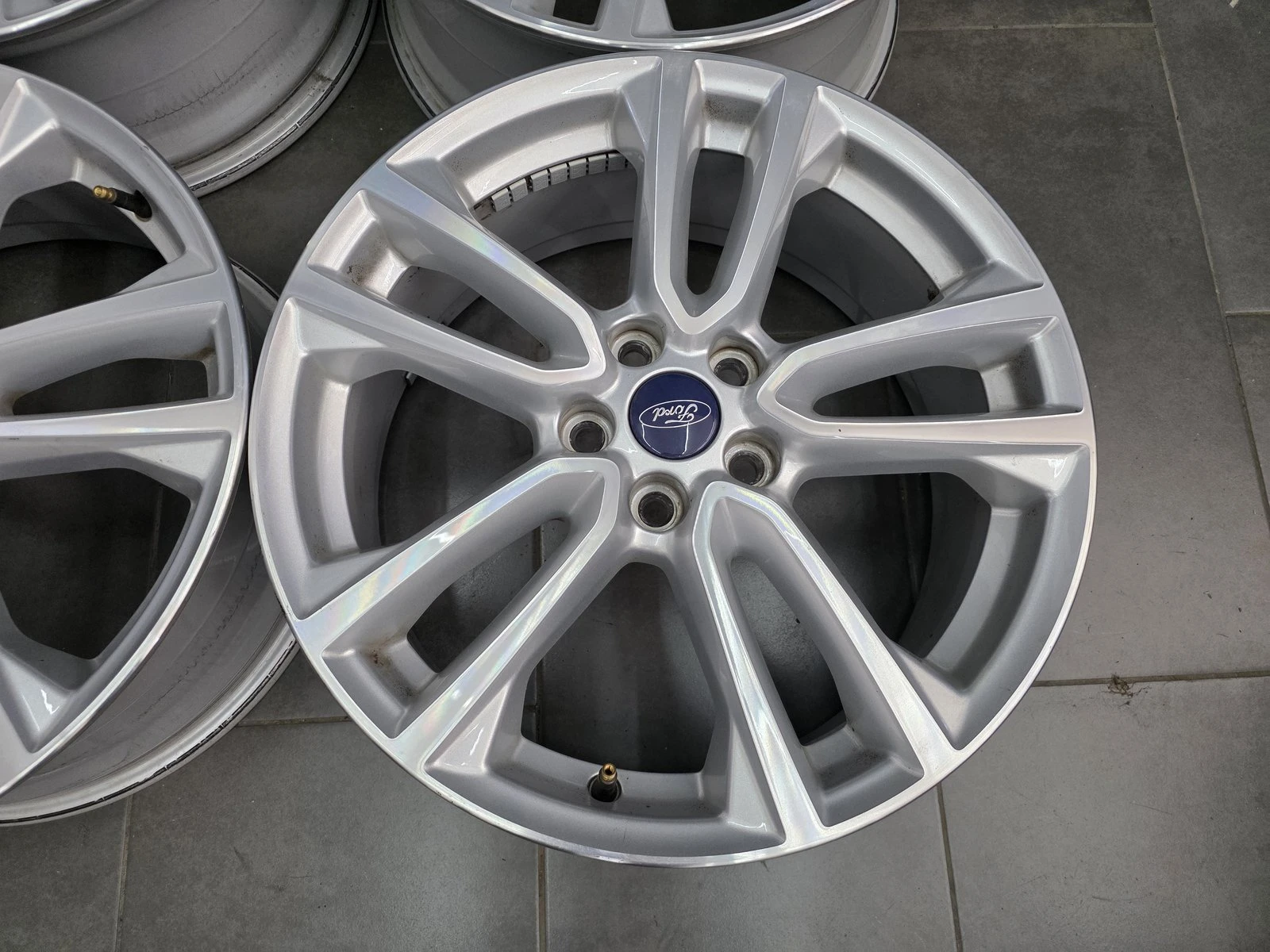 Джанти за Ford, снимка 8 - Гуми и джанти - 56735180