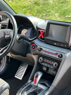 Hyundai Veloster  Hyundai Veloster 1.6 T-GDI Turbo 204 к.с., снимка 8