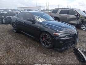 Alfa Romeo Giulia VELOCE* TI* Q2* КОЖА* ПОДГРЕВ* ПЕРА* КАМЕРА* NAVI*, снимка 1