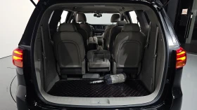 Kia Carnival DELUXE 2.2/ПОДГРЕВ-СЕДАЛКИ/РЕАЛНИ КМ/hellascars.bg, снимка 17