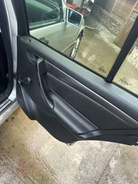 Mercedes-Benz C 220, снимка 9