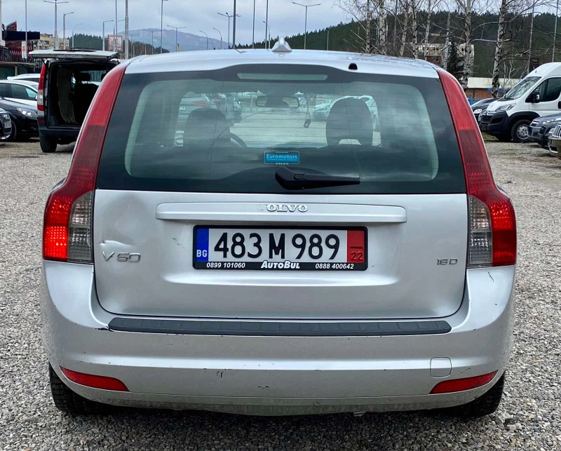 Volvo V50 1.6HDI FACELIFT , снимка 6 - Автомобили и джипове - 47522531