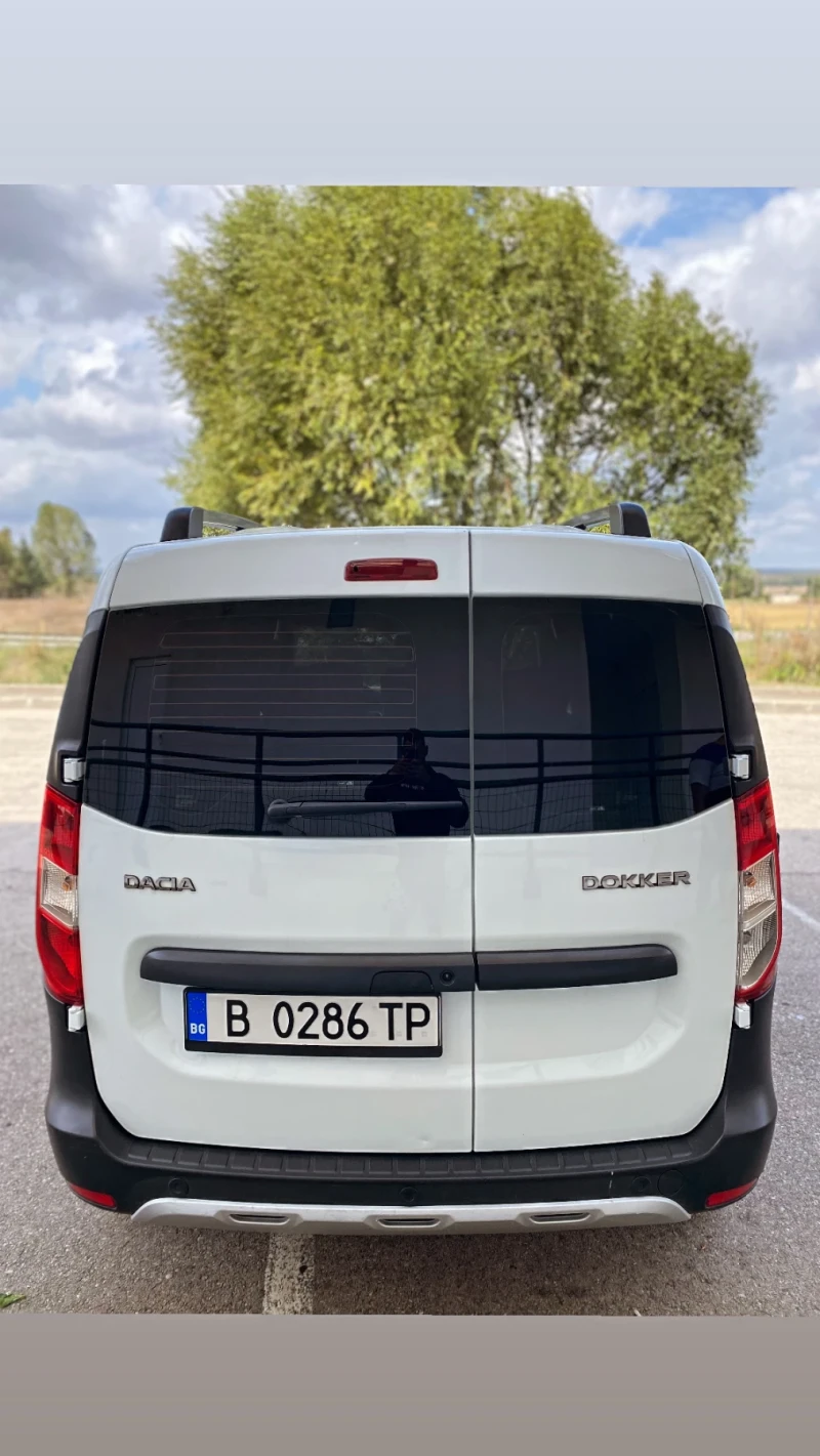 Dacia Dokker STEPWAY 1.6 , снимка 4 - Автомобили и джипове - 47628207