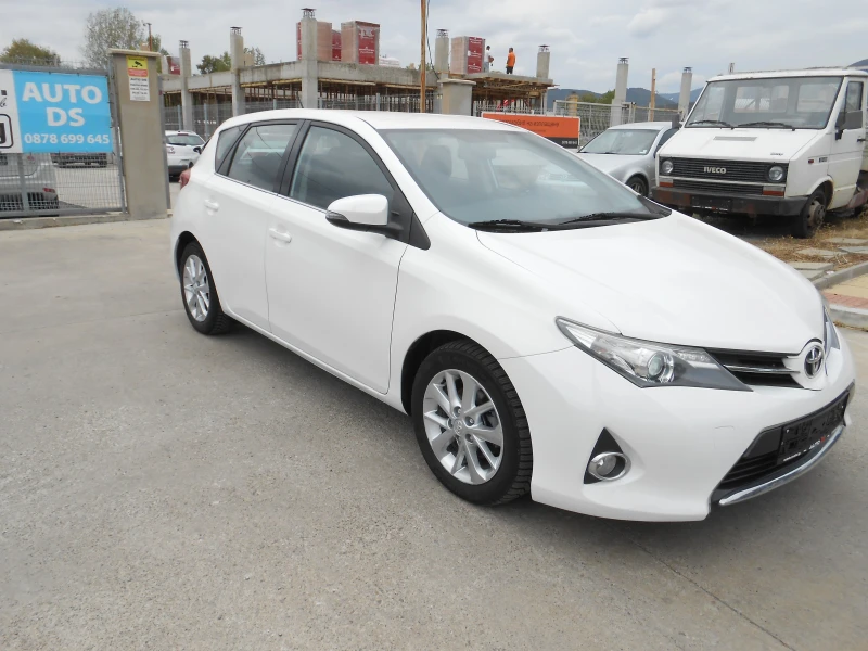 Toyota Auris 1.4d-Euro-5B-6sk-Navi-Kamera, снимка 3 - Автомобили и джипове - 47194827