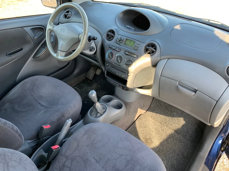 Toyota Yaris 1.4.d4d, снимка 9 - Автомобили и джипове - 48849400