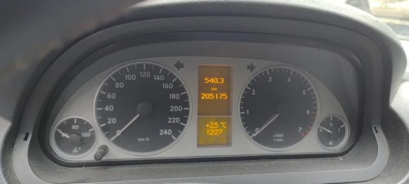 Mercedes-Benz B 170 2.0 CNG 115ks, снимка 6 - Автомобили и джипове - 49182095