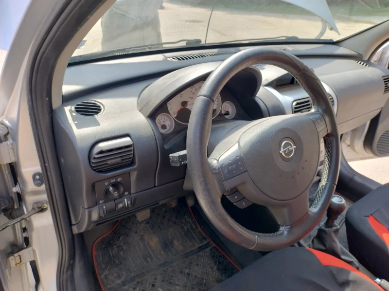 Opel Corsa 1.2 Газов инжекцион , снимка 8 - Автомобили и джипове - 51706561