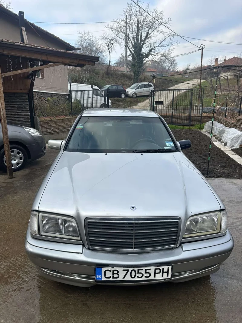 Mercedes-Benz C 220