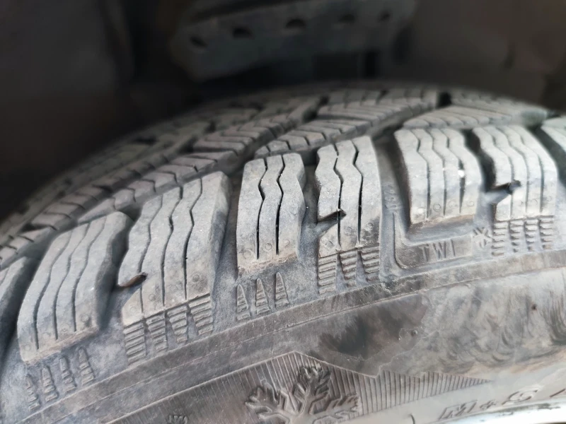 Volvo V70, снимка 4 - Автомобили и джипове - 53476990