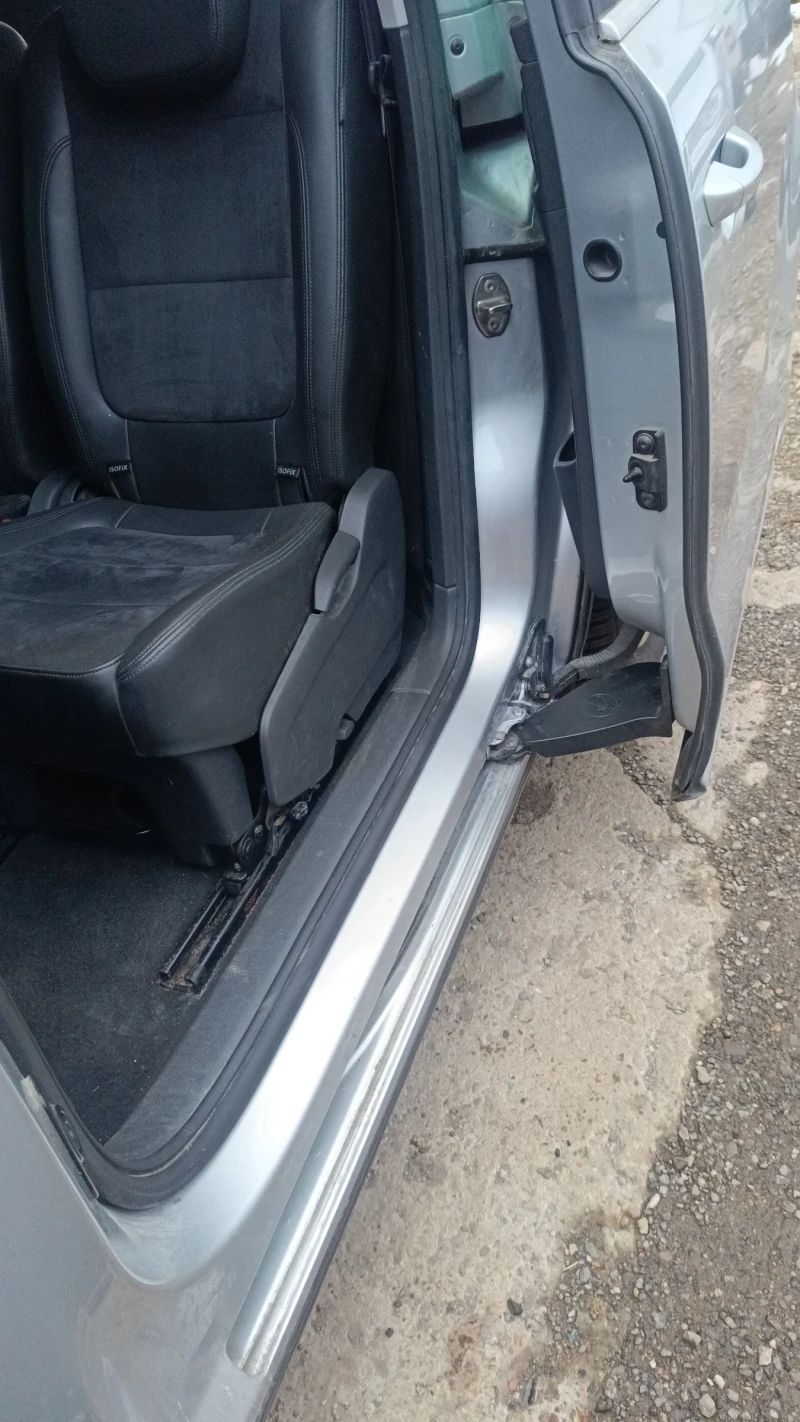 VW Sharan 2.0 TDI, 4х4, 7 места, Евро 5, снимка 4 - Автомобили и джипове - 53599408