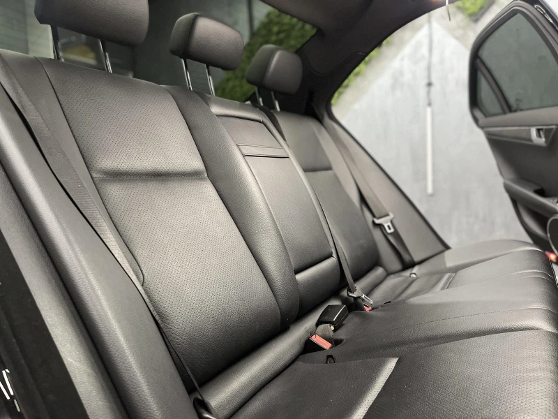 Mercedes-Benz C 300 AMG 4matic - 18500 лв. - 31874992 | Car24.bg