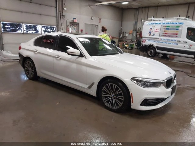 BMW 540 Подгрев* Дистроник* З.Камера* Мемори* , снимка 1 - Автомобили и джипове - 49003182