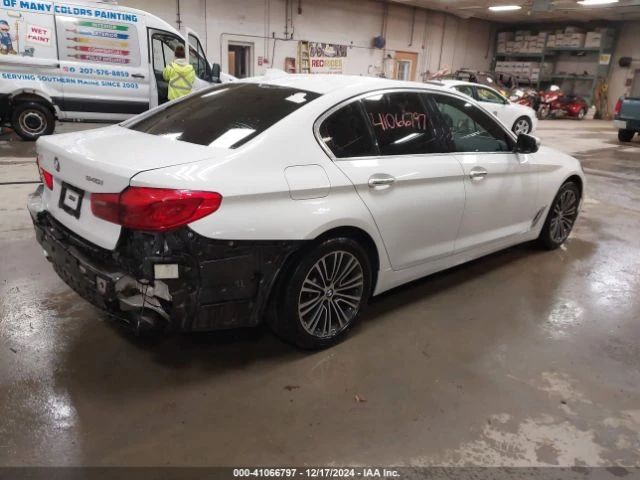 BMW 540 Подгрев* Дистроник* З.Камера* Мемори* , снимка 4 - Автомобили и джипове - 49003182