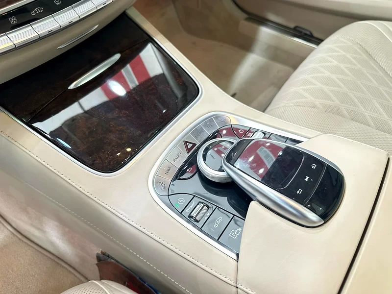 Mercedes-Benz S 560  - изображение 10