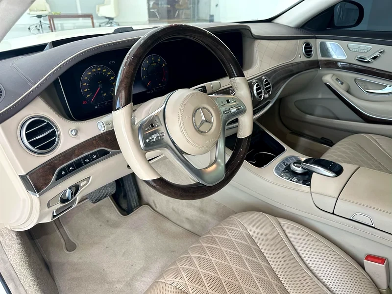 Mercedes-Benz S 560  - изображение 6