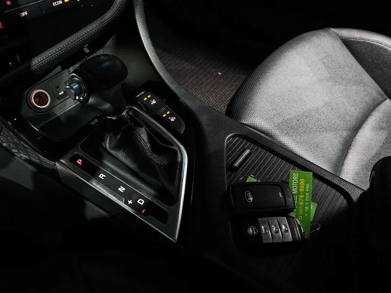 Kia K5 2.0, снимка 9 - Автомобили и джипове - 54262131