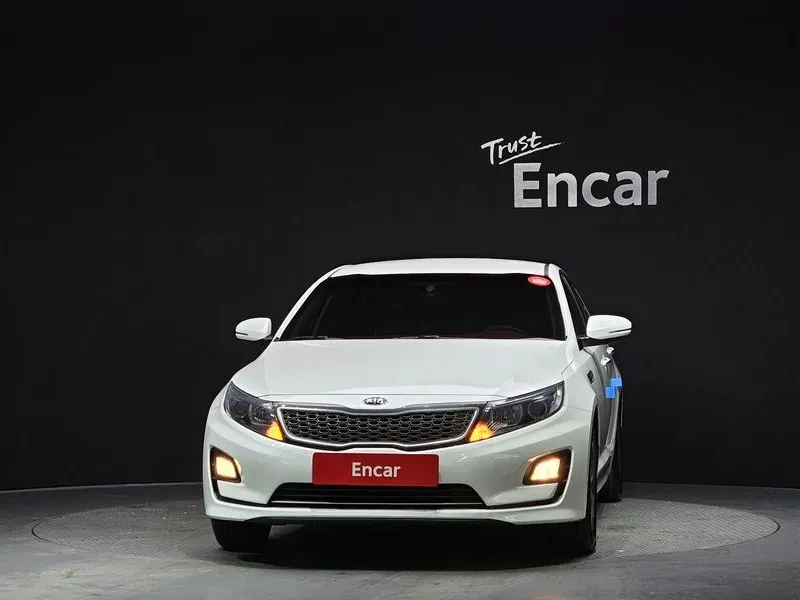 Kia K5 2.0, снимка 3 - Автомобили и джипове - 54262131