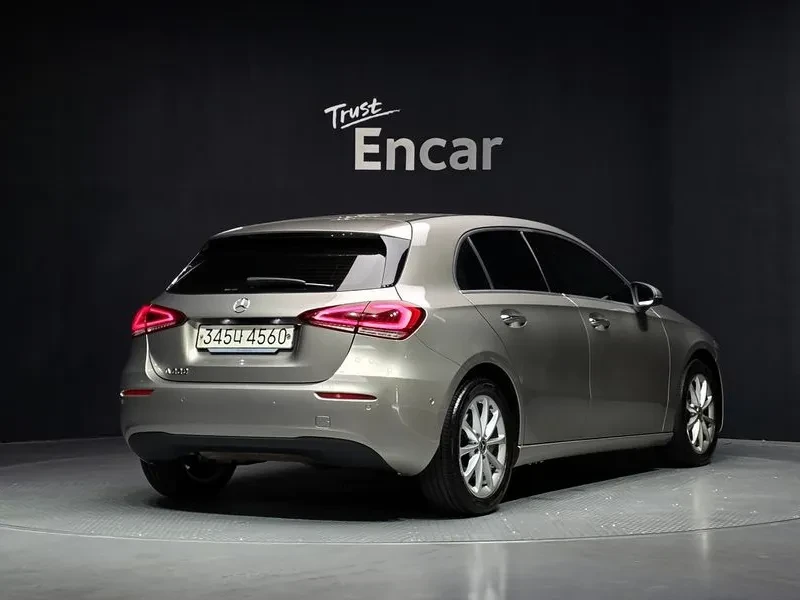 Mercedes-Benz 220 Hatchback | Mobile.bg � ����������� 2