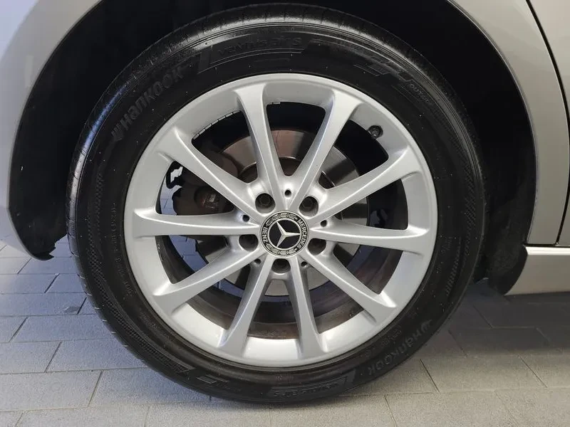 Mercedes-Benz 220 Hatchback | Mobile.bg � ����������� 5
