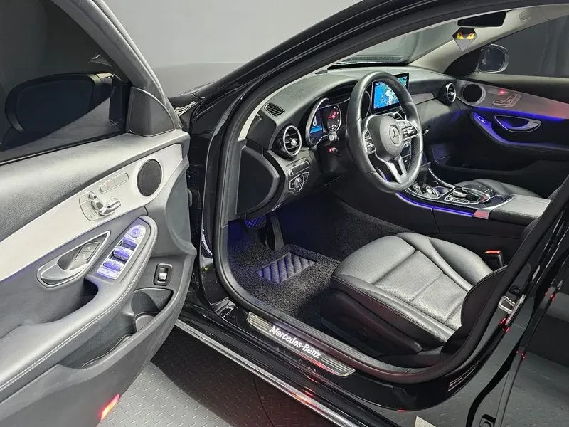 Mercedes-Benz C 220 - САМО 30% АВАНС, снимка 10 - Автомобили и джипове - 55406011