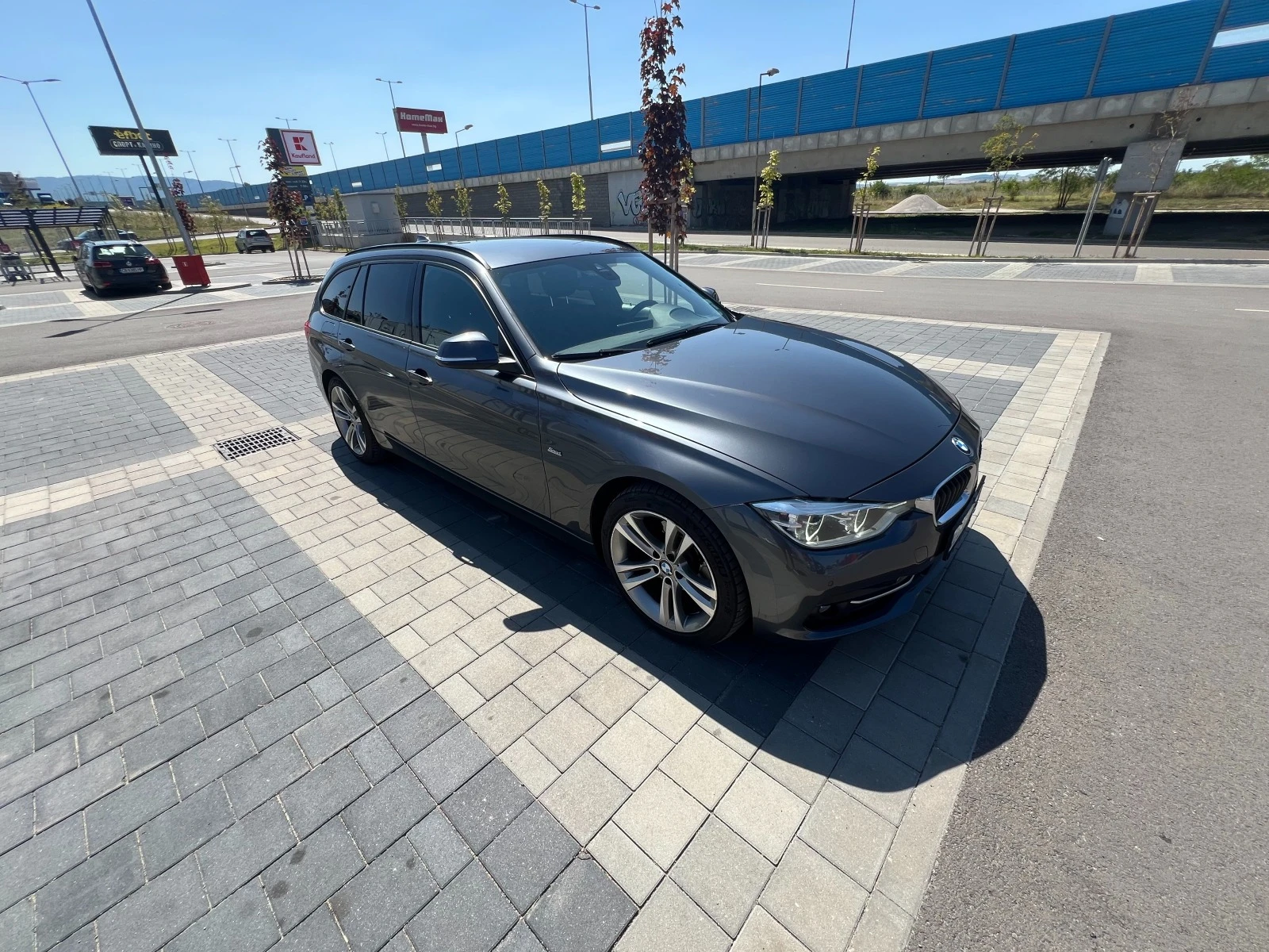 BMW 320 LCI xDrive Adaptive LED - изображение 2